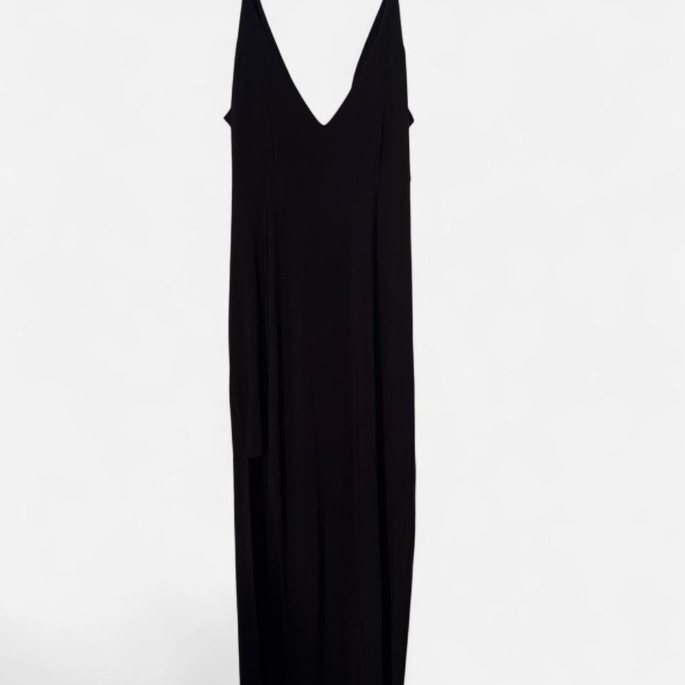 Elegant Black Maxi Dress